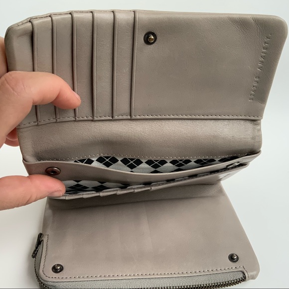 Status Anxiety Phone Wallet - Picture 9 of 10